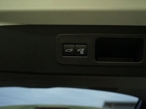 Used 2026 Lexus LX 700h Ultra Luxury image 38