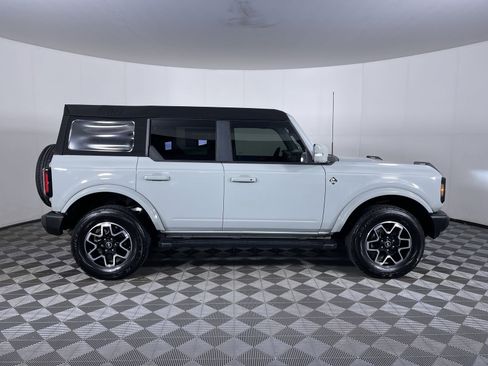 Used 2023 Ford Bronco Outer Banks image 10