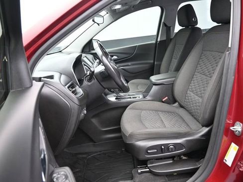 Used 2021 Chevrolet Equinox LT image 41