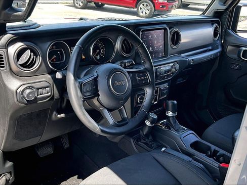 Used 2021 Jeep Wrangler Unlimited Sport w/ Sun And Sound Package AWD/4WD image 13