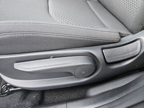 New 2026 Kia Sportage LX image 9