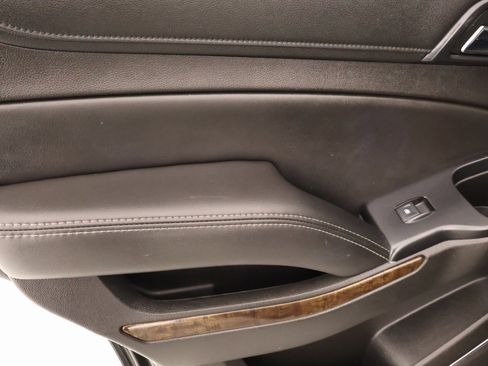 Used 2017 Chevrolet Tahoe LT image 17