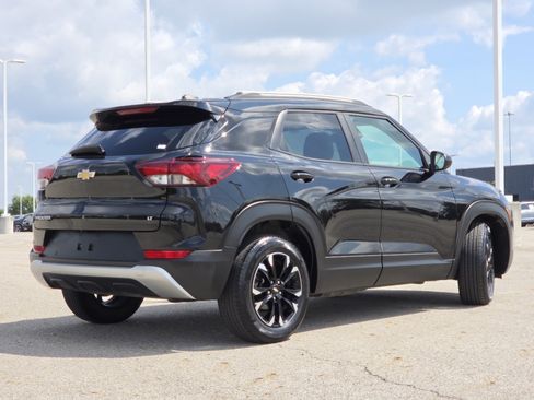 Used 2021 Chevrolet TrailBlazer LT w/ Sun and Liftgate Package FWD image 16