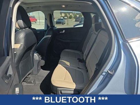 Used 2022 Ford Escape Titanium w/ Class II Trailer Tow Package image 8