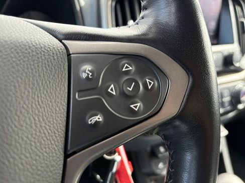 Used 2022 Chevrolet Colorado Z71 w/ Safety Package image 17