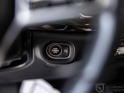 Used 2020 Mercedes-Benz GLE 350 4MATIC image 28