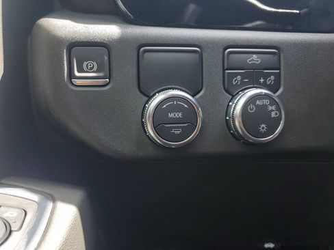 Certified 2024 GMC Sierra 1500 SLE w/ Preferred Package RWD image 23