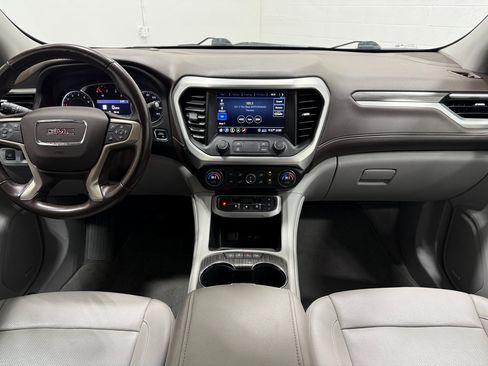 Used 2020 GMC Acadia SLT w/ LPO, Cargo Package image 32