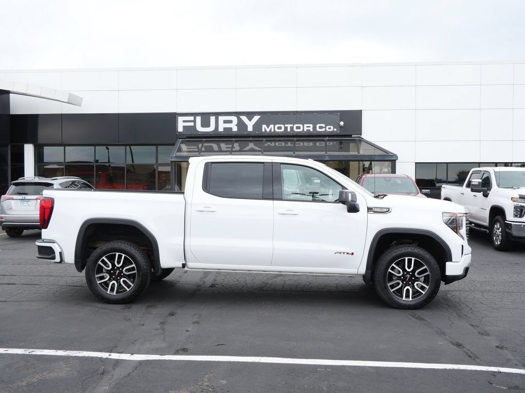 Certified 2024 GMC Sierra 1500 AT4 w/ AT4 Preferred Package AWD/4WD image 1