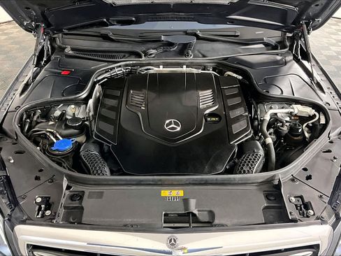 Used 2018 Mercedes-Benz S 560 Sedan image 30