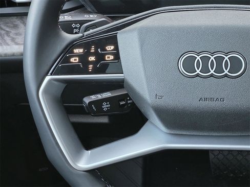 New 2025 Audi Q5 Prestige image 15