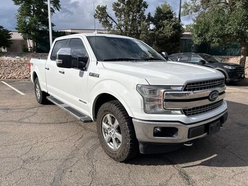 Used 2018 Ford F150 Lariat w/ Equipment Group 502A Luxury AWD/4WD image 4