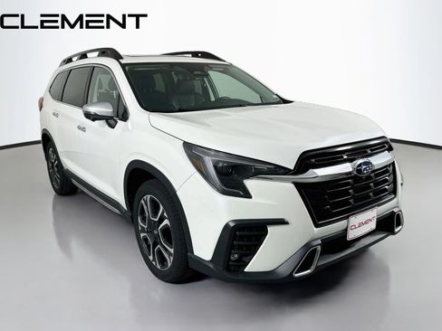 Used 2023 Subaru Ascent Touring AWD/4WD image 5