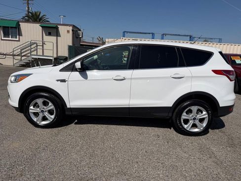 Used 2016 Ford Escape SE image 10