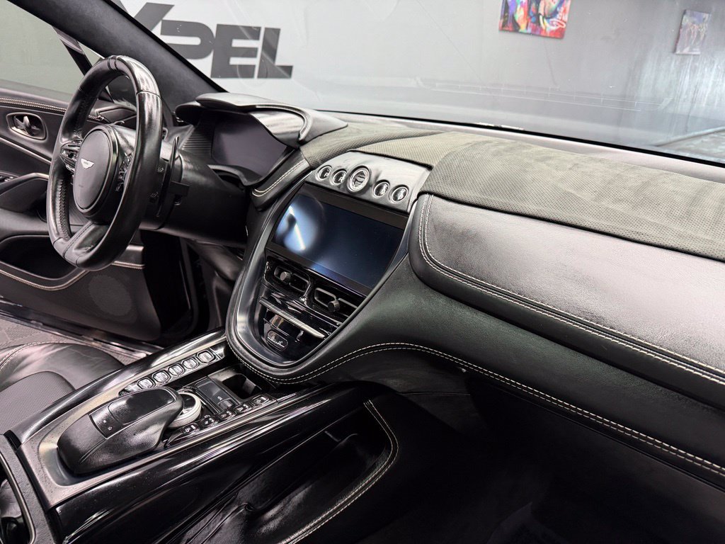 Used 2021 Aston Martin DBX AWD/4WD image 47