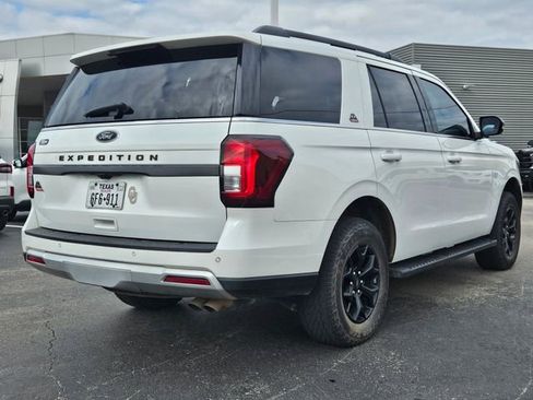 Used 2022 Ford Expedition Timberline image 5