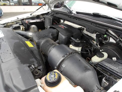 Used 1998 Ford Expedition XLT AWD/4WD image 23