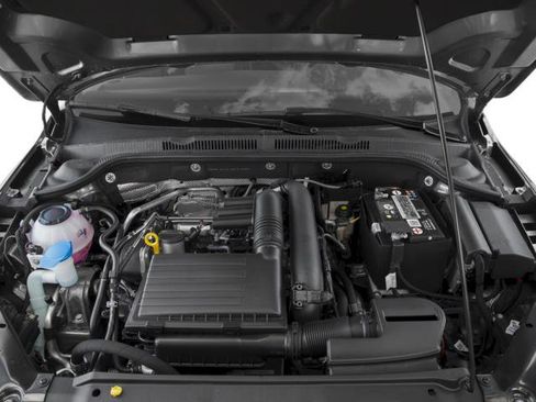 Used 2018 Volkswagen Jetta SE image 8