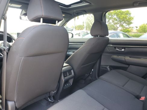 Used 2024 Honda CR-V Sport image 12