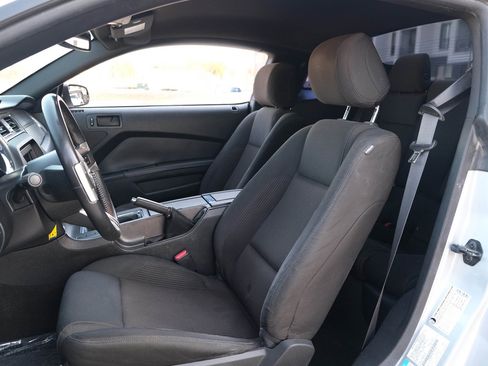 Used 2013 Ford Mustang GT w/ Brembo Brake Pkg image 15