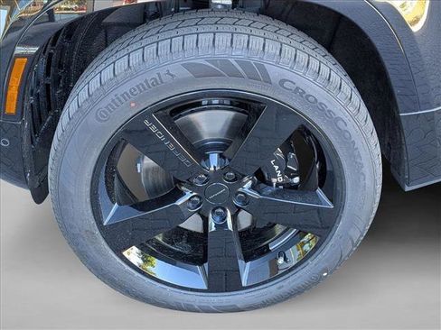 New 2026 Land Rover Defender 130 V8 image 9