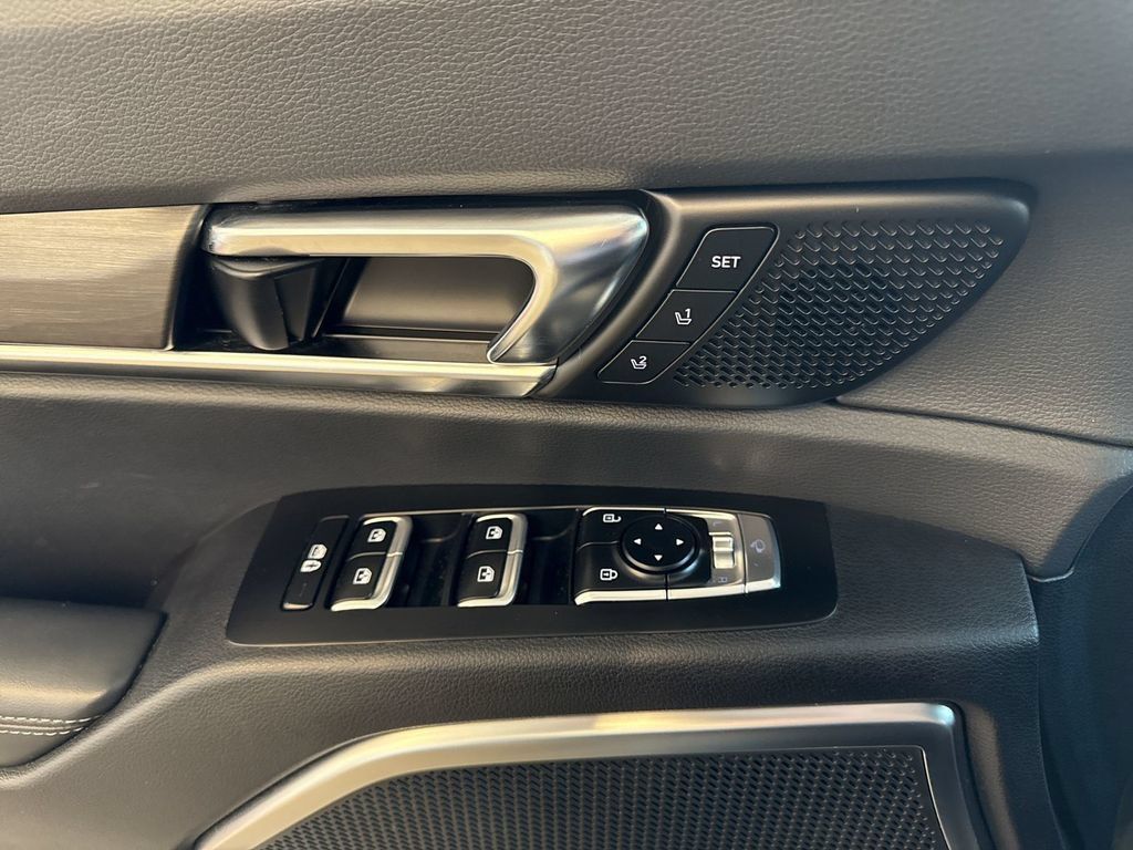 Certified 2024 Kia Telluride SX X-Line AWD/4WD image 22