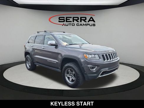 Used 2014 Jeep Grand Cherokee Limited w/ Trailer Tow Group IV AWD/4WD image 16