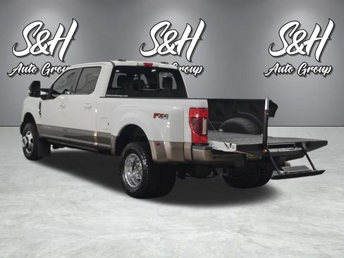 Used 2022 Ford F350 King Ranch w/ King Ranch Ultimate Package AWD/4WD image 31