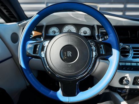 Used 2020 Rolls-Royce Wraith image 53