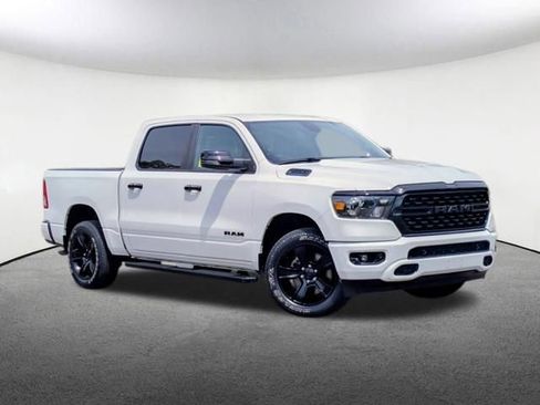 Used 2023 RAM 1500 Big Horn AWD/4WD image 2