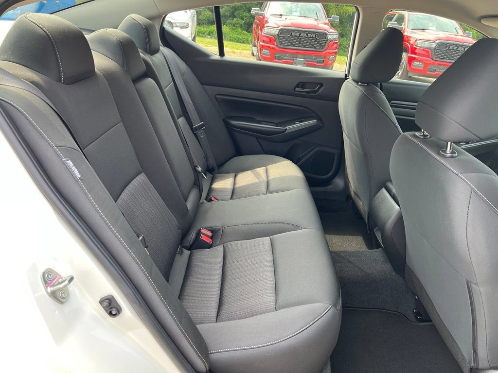 Used 2025 Nissan Altima 2.5 S FWD image 15