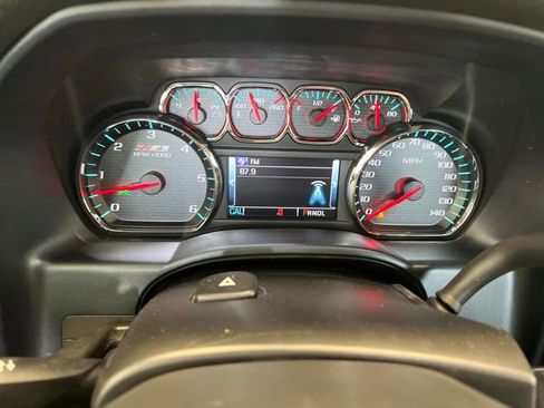 Used 2018 Chevrolet Silverado 1500 LT w/ All Star Edition image 12