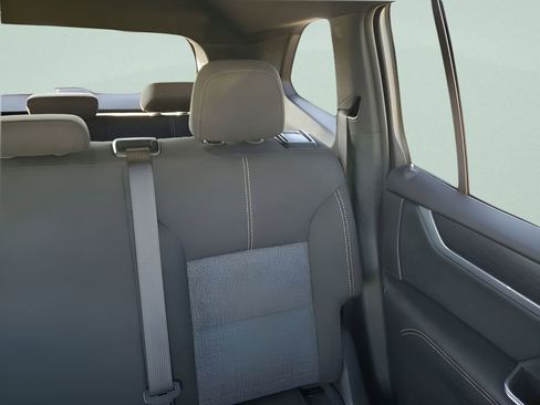 Used 2025 GMC Acadia Elevation image 14