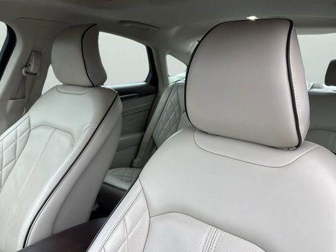 Used 2017 Ford Fusion Platinum image 10