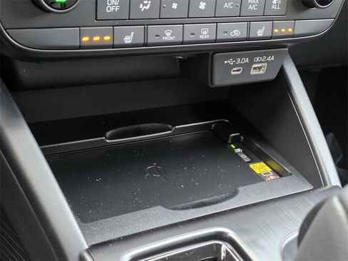 New 2026 Subaru Outback Limited image 25