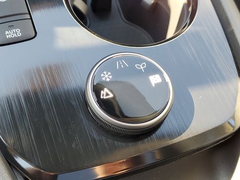 New 2026 Nissan Rogue SV image 20