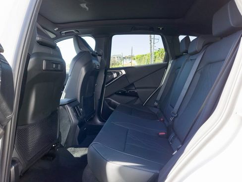 New 2026 BMW X3 xDrive30 w/ Premium Package image 8