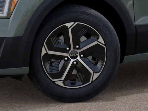 New 2025 Kia Niro EX w/ EX Cold Weather Package image 9