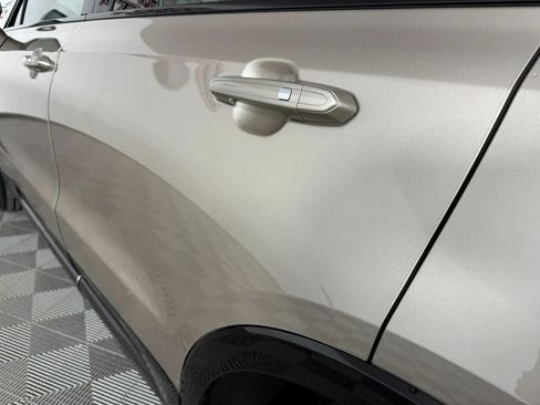 Used 2025 Cadillac XT4 Sport FWD image 28