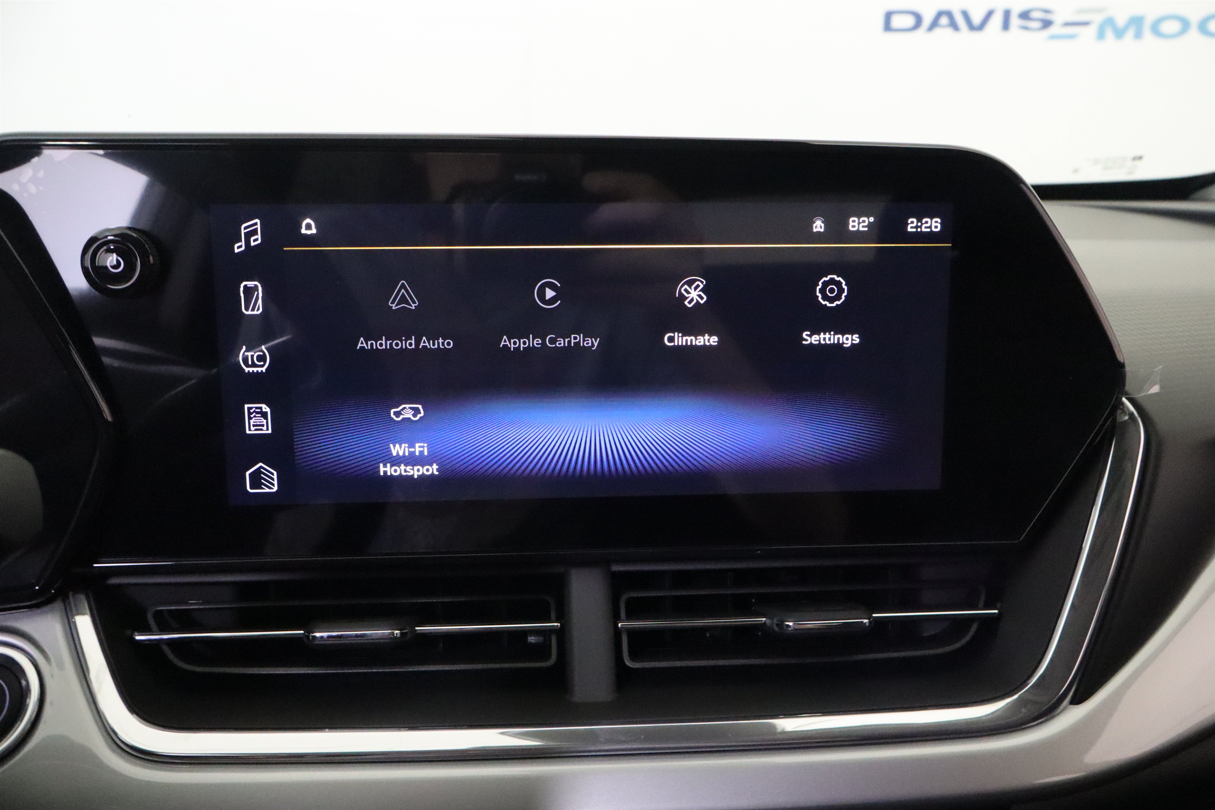 New 2026 Chevrolet Trax LT w/ Midnight Edition FWD image 25