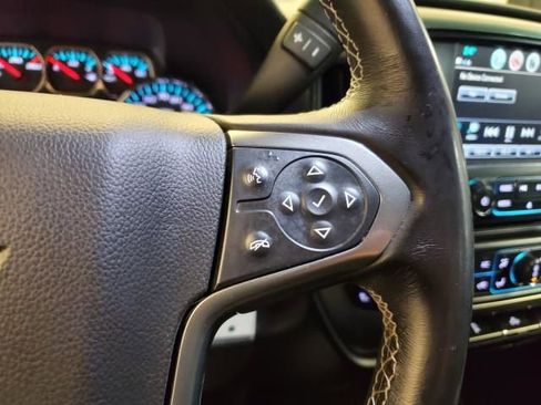 Used 2018 Chevrolet Silverado 1500 LT w/ All Star Edition image 19