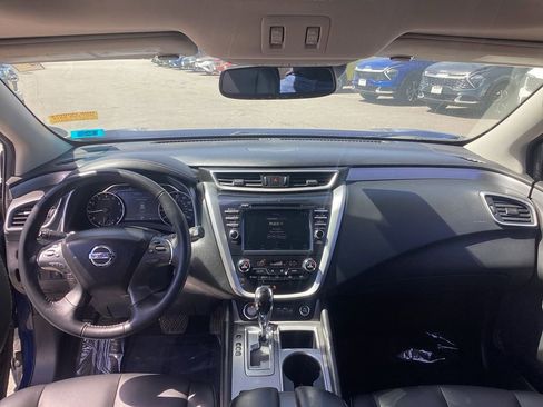 Used 2020 Nissan Murano SV w/ Premium Package AWD/4WD image 16
