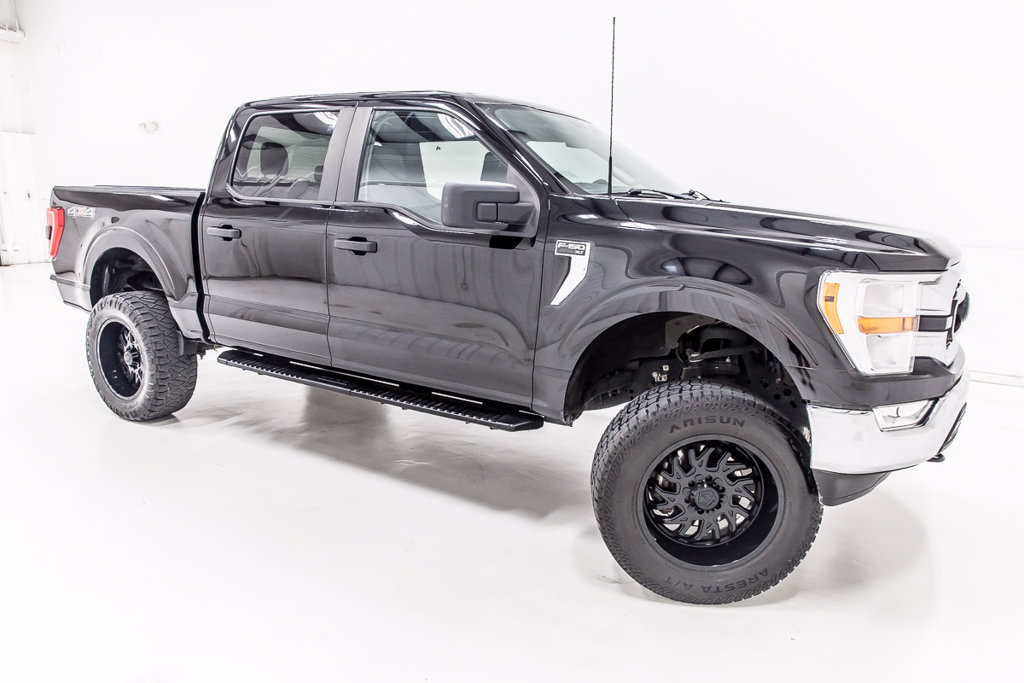 Used 2022 Ford F150 XLT w/ Bed Utility Package AWD/4WD image 9