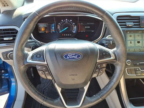 Used 2018 Ford Fusion SE w/ Fusion SE Technology Package FWD image 30