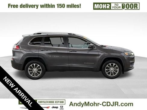 Used 2019 Jeep Cherokee Latitude Plus w/ Cold Weather Group image 8