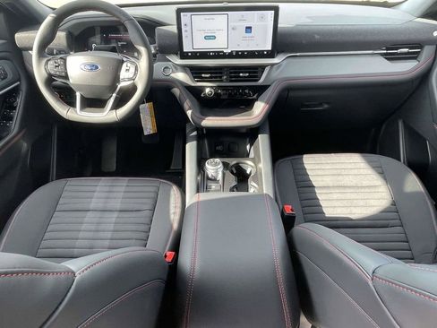 New 2026 Ford Explorer ST-Line w/ ST-Line Street Pack image 12