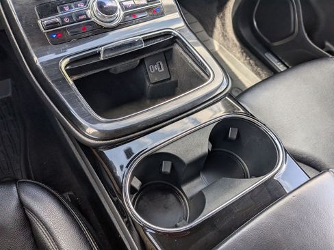 Used 2023 Lincoln Nautilus AWD w/ Premium Package image 25