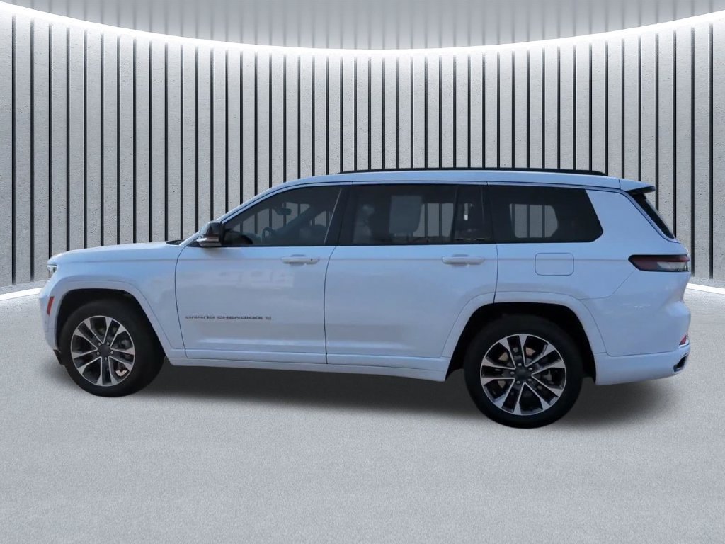 Used 2025 Jeep Grand Cherokee L Overland w/ Luxury Tech Group IV AWD/4WD image 12