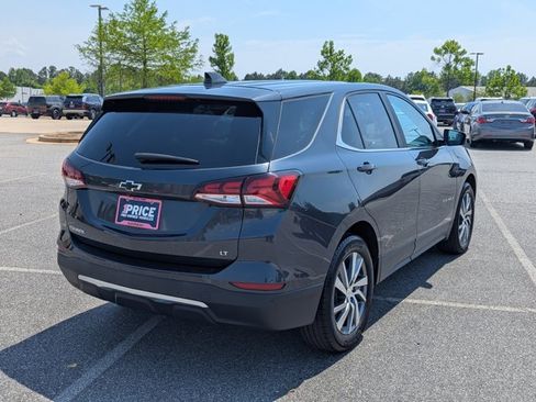 Used 2023 Chevrolet Equinox LT image 5