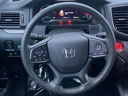 Certified 2022 Honda Pilot Sport image 16